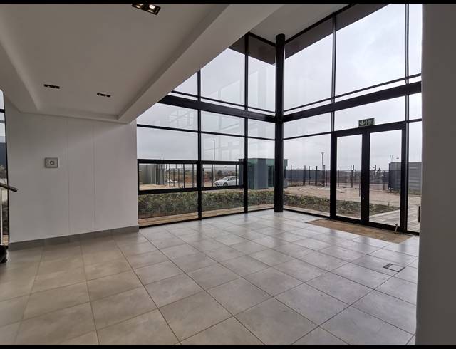 13,000M² WAREHOUSE TO LET IN GLEN MARAIS
